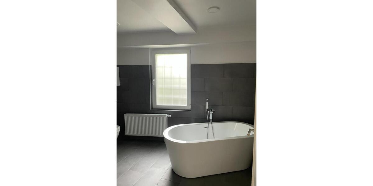 Etagenwohnung Wetter (Ruhr) - 3 Zimmer, 115 m&sup2;, 1.300&euro; | Angebot:26476402