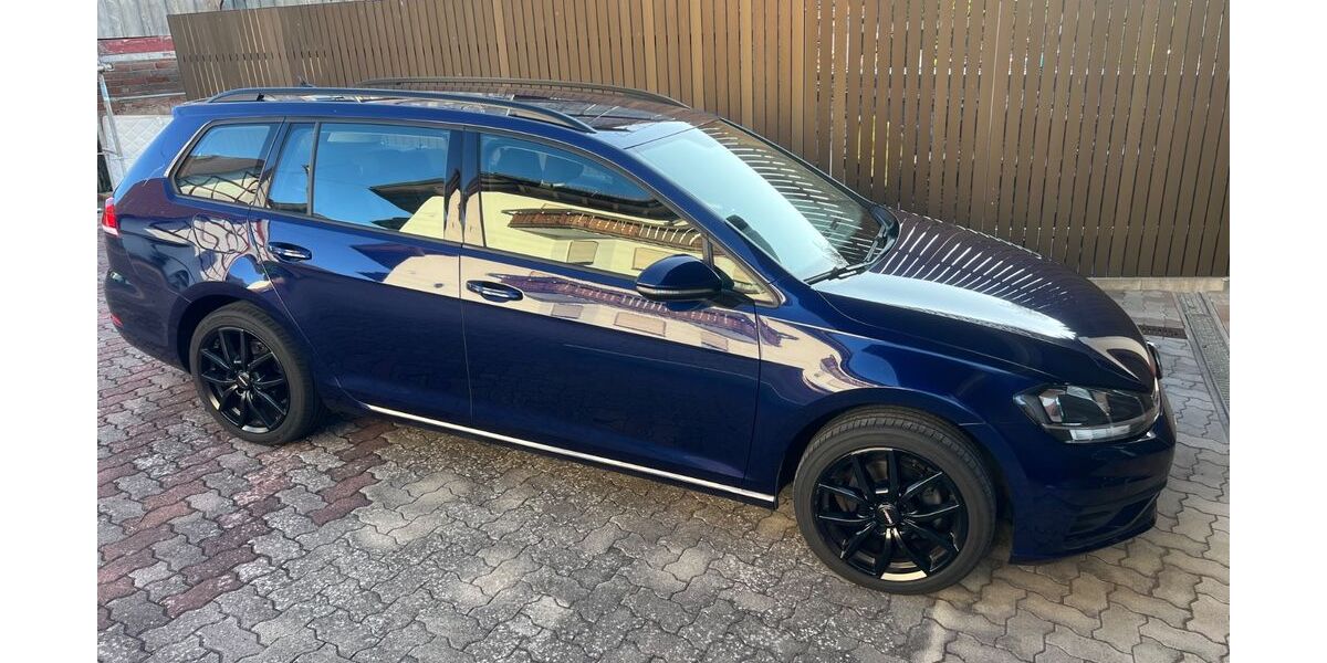 VW Golf 147.200 km 12.100 &euro; Waldachtal 72178