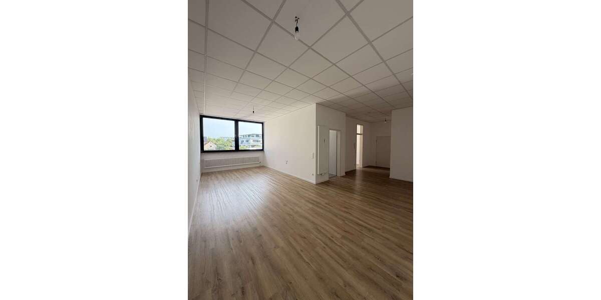 Etagenwohnung Illertissen - 2 Zimmer, 75 m&sup2;, 840&euro; | Angebot:26857892