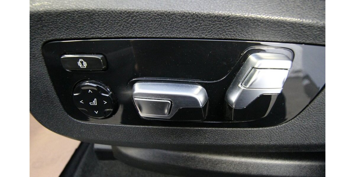 BMW X5 xDrive 40d M Sport LUFT+AHK+PANO-DACH+HEAD-UP 138.527 km 53.900 &euro; Hagenow 19230