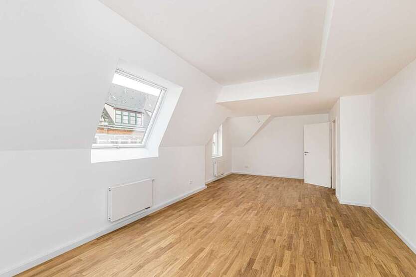 Wohnung zum Kaufen in Leipzig 379.000 € 92.93 m²
