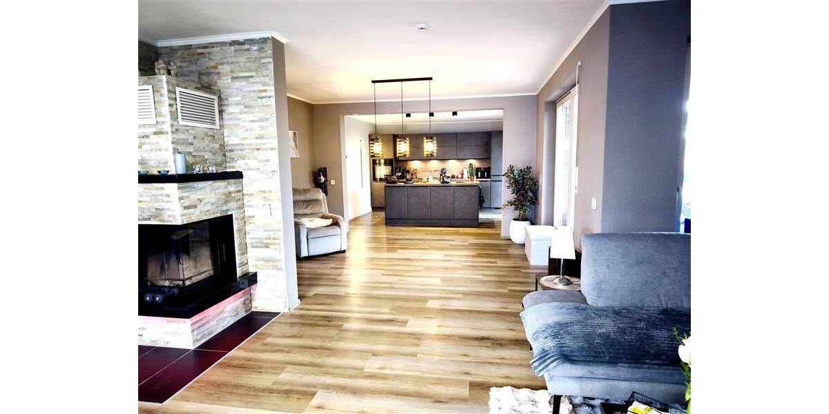 Einfamilienhaus Lohne - 6 Zimmer, 200 m&sup2;, 485.000&euro; | Angebot:26553981