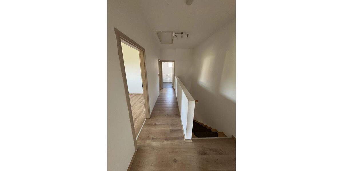 Doppelhaushälfte Eichendorf Pitzling - 4 Zimmer, 131 m&sup2;, 1.200&euro; | Angebot:25803299