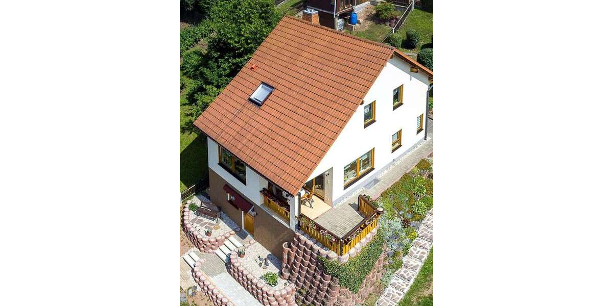 Zwei Häuser auf einem Grundstück – Vielseitigkeit, Platz und Potenzial - Doppelhaushälfte Pößneck | Angebot:25475150