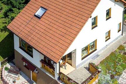 Zwei Häuser auf einem Grundstück – Vielseitigkeit, Platz und Potenzial - Haus Pößneck | Angebot:25475150