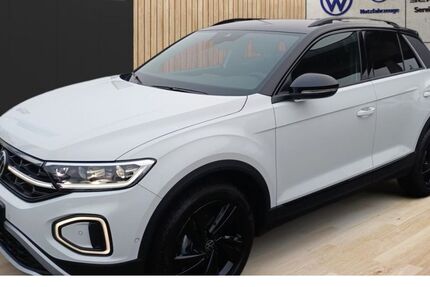 VW T-Roc 4.300 km 34.950 &euro; Friedrichshafen 88046