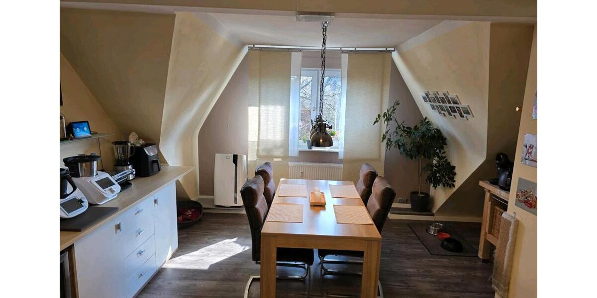 Dachgeschoßwohnung Herdorf - 4 Zimmer, 100 m&sup2;, 155.000&euro; | Angebot:26889413
