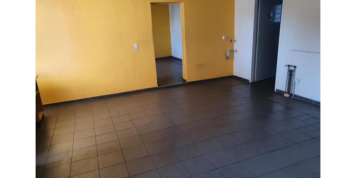 Gewerbeobjekt Saaldorf-Surheim Surheim - 4.700&euro; | Angebot:26339044