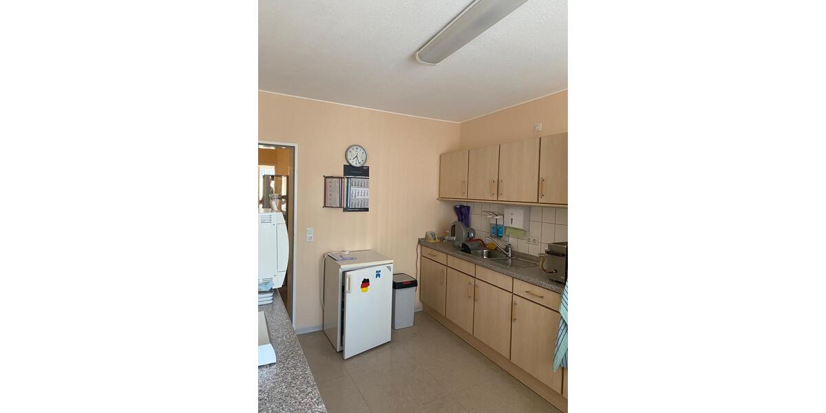 Attraktive Praxisräume zu vermieten-ideal für Zahnärzte zimmer