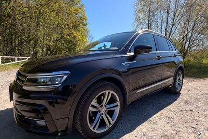 VW Tiguan 117.000 km 23.999 &euro; Paderborn 33104