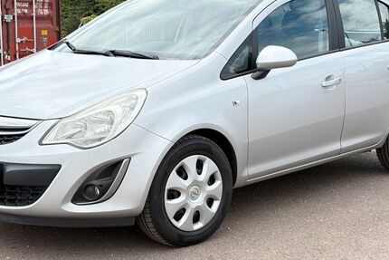 Opel Corsa 98.378 km 3.290 &euro; Sangerhausen 06526