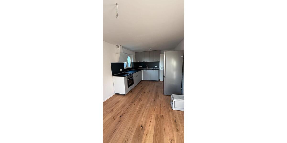 Etagenwohnung Vilsbiburg - 2 Zimmer, 72 m&sup2;, 799&euro; | Angebot:26123392