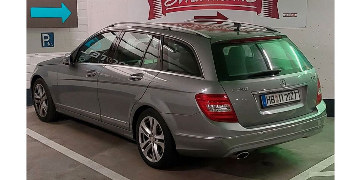 Mercedes-Benz C 250 233.000 km 10.900 &euro; Lübeck 23570