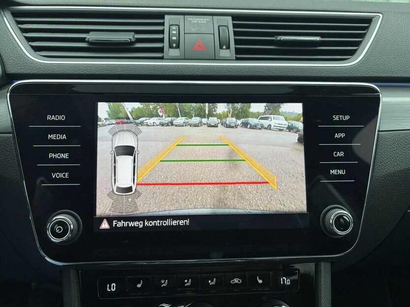 Skoda Superb 2.0 TSI STYLE/4x4/PANO/KAMERA/MEMORY/DAB 145.673 km 21.900 € Villingen-Schwenningen 78054