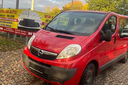 Opel Vivaro 152.000 km 7.500 € Braunschweig 38110