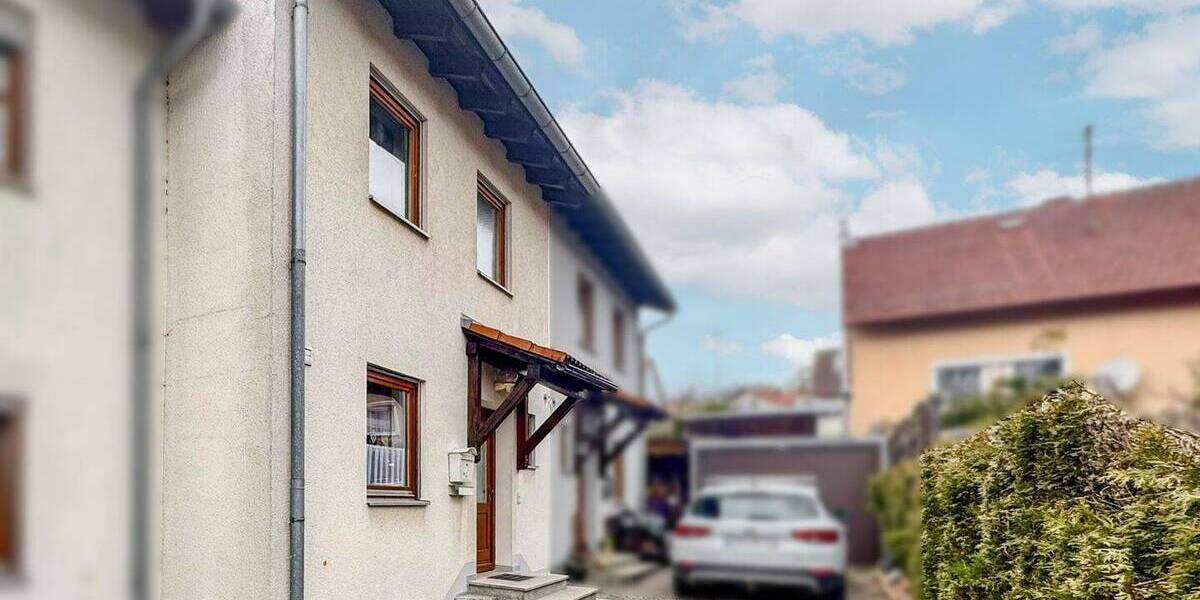 Reihenmittelhaus Furth im Wald Furth - 4 Zimmer, 122 m&sup2;, 219.000&euro; | Angebot:26820302