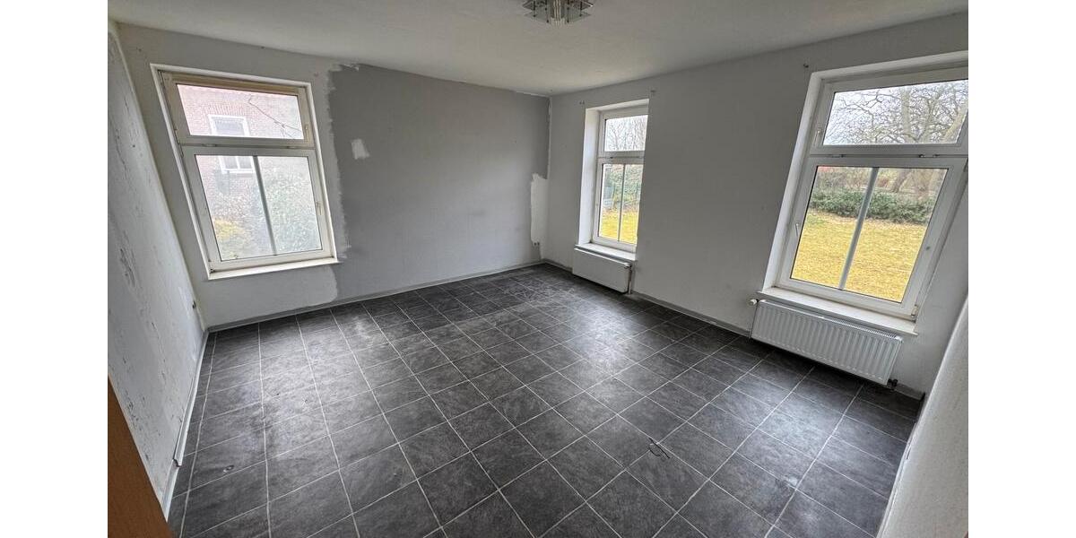 Erdgeschoßwohnung Krummhörn - 4 Zimmer, 120 m&sup2;, 900&euro; | Angebot:25299211