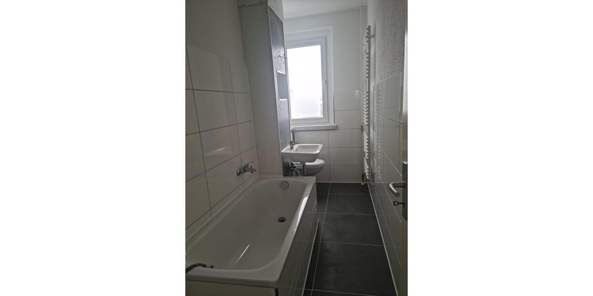 Sanierte 3 Raumwohnung mit Balkon 3 zimmer