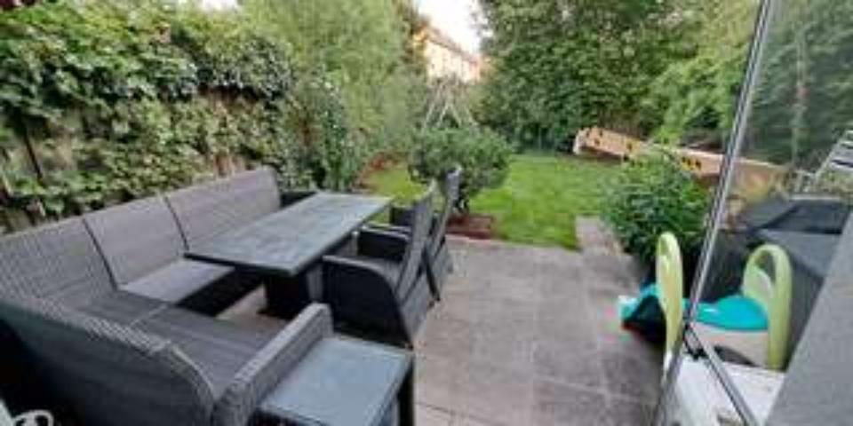 Reihenhaus Nürnberg Schnepfenreuth - 6 Zimmer, 150 m&sup2;, 2.180&euro; | Angebot:25408448