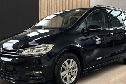 VW Touran 38.500 km 28.499 &euro; Trieb 08239