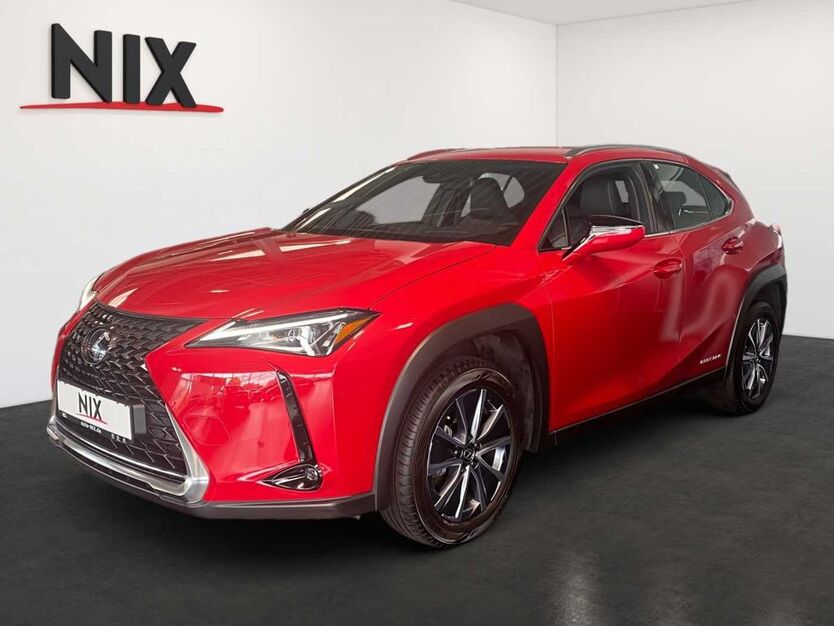 Lexus UX 19.985 km 27.970 € Frankfurt 60314
