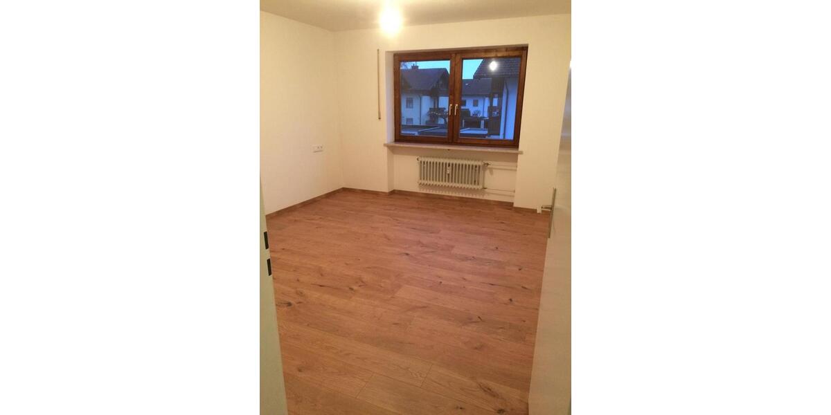 Etagenwohnung Mühldorf am Inn - 2 Zimmer, 62 m&sup2;, 780&euro; | Angebot:26387078