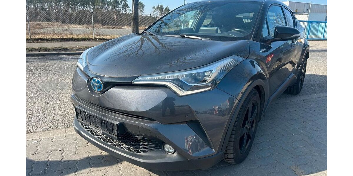 Toyota C-HR 220.000 km 12.900 &euro; Mittenwalde 15749