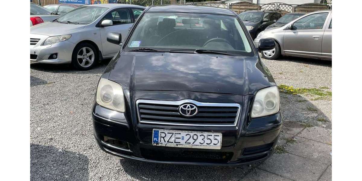 Toyota Avensis 180.000 km 1.850 &euro; Hamburg 22147