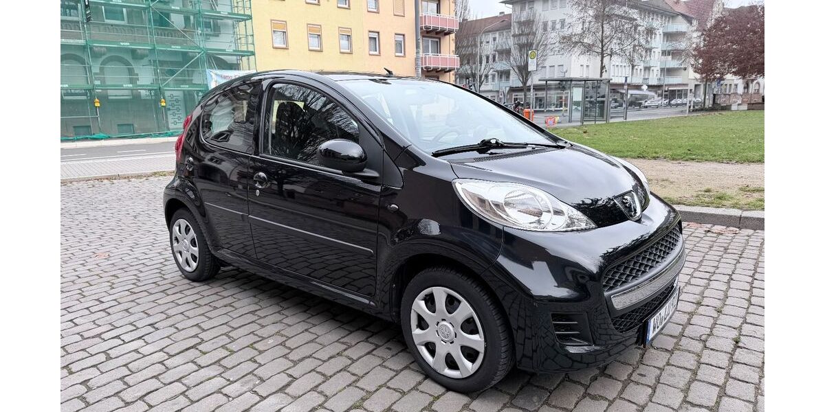 Peugeot 107 44.520 km 5.990 &euro; Worms 67549