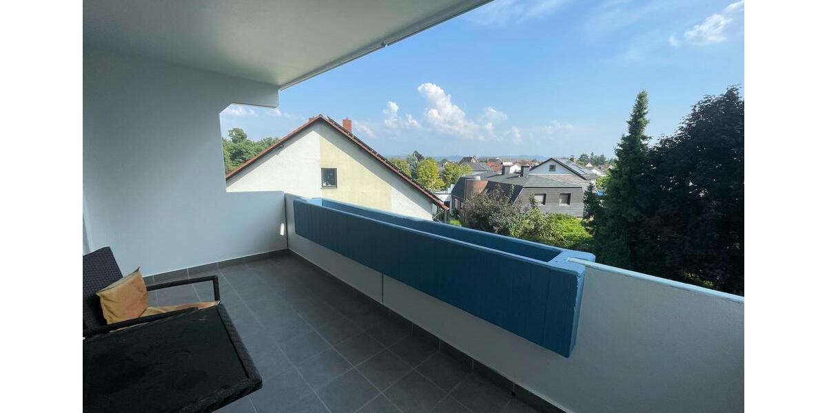 * PROVISIONSFREI ! * Wohnung am Waldrand mit Südbalkon - 2. O.G. 3 zimmer