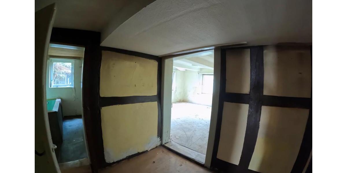 Einfamilienhaus Edemissen - 7 Zimmer, 200 m&sup2;, 160.000&euro; | Angebot:27120168