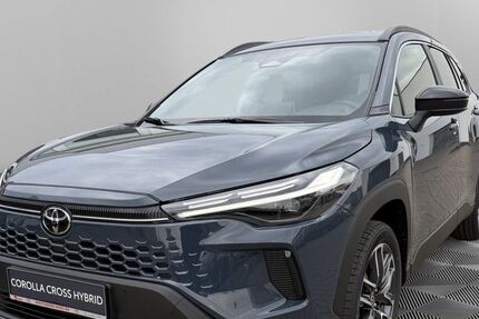 Toyota Corolla Cross 2.500 km 38.890 &euro; Güstrow 18273