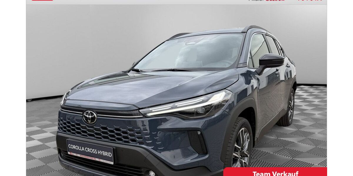 Toyota Corolla Cross 2.500 km 38.890 &euro; Güstrow 18273