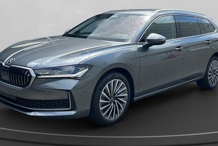 Skoda Superb 9.000 km 45.990 &euro; Aachen 52068