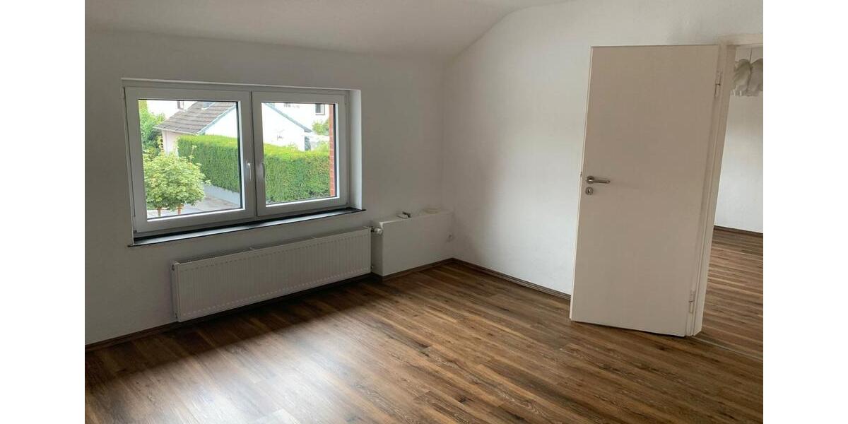 Etagenwohnung Wegberg - 2 Zimmer, 81 m&sup2;, 760&euro; | Angebot:26396527