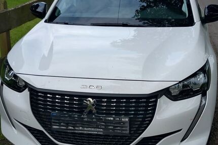 Peugeot 208 33.600 km 17.890 &euro; Elmshorn 25335