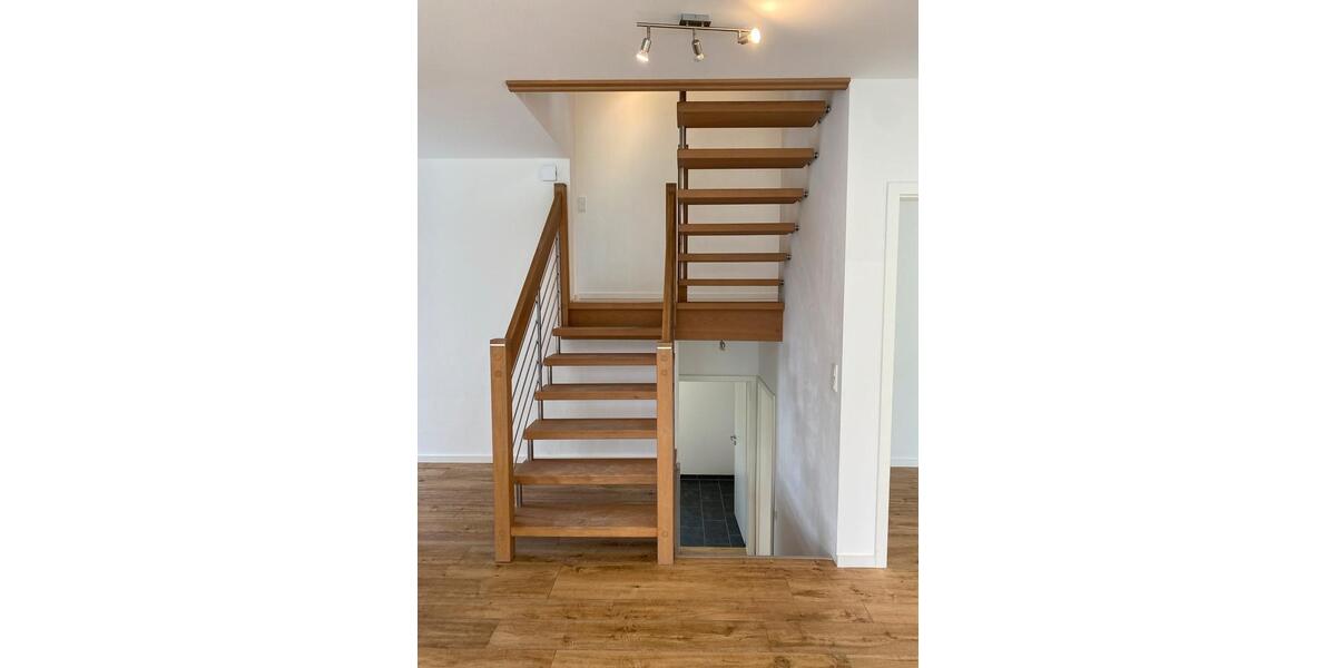 Einfamilienhaus Lemgo - 6 Zimmer, 155 m&sup2;, 1.655&euro; | Angebot:26322813