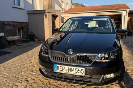 Skoda Fabia 90.000 km 12.590 &euro; Werneuchen 16356