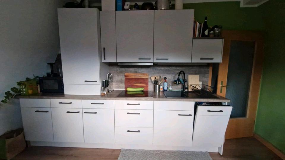 Dachgeschoßwohnung Zella-Mehlis Mehlis - 3 Zimmer, 89 m&sup2;, 690&euro; | Angebot:26260704