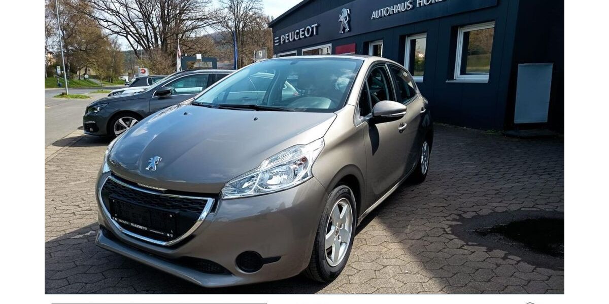 Peugeot 208 186.465 km 4.990 &euro; Rauschenberg 35282