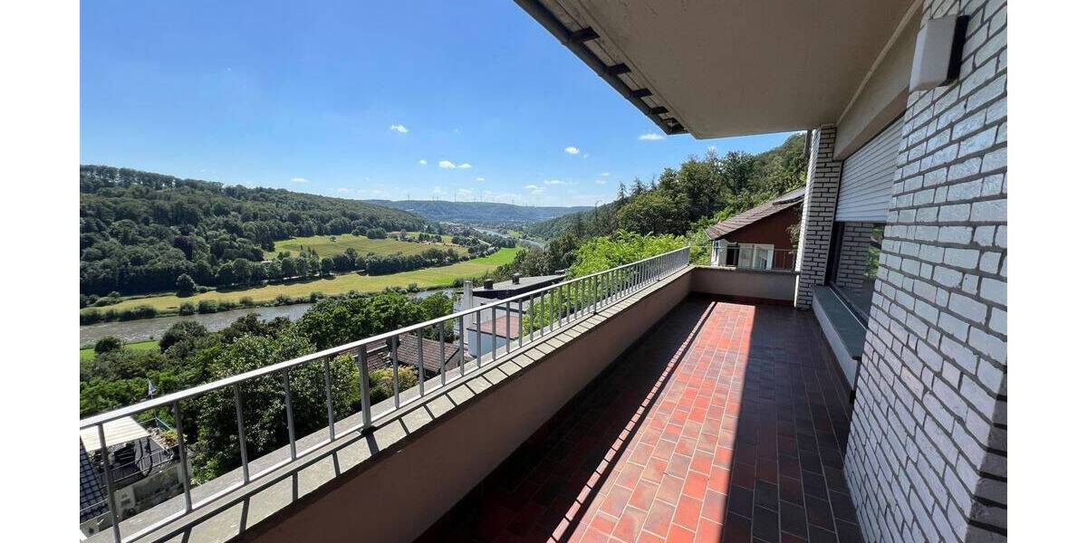 Etagenwohnung Bad Karlshafen Gartenstadt - 3 Zimmer, 105 m&sup2;, 675&euro; | Angebot:25695344