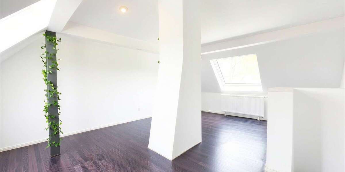 Kernsanierte Doppelhaushälfte mit ca. 106 m² Fläche, Garten, Garage und Einbauküche - Doppelhaushälfte Duisburg Hamborn | Angebot:27052641