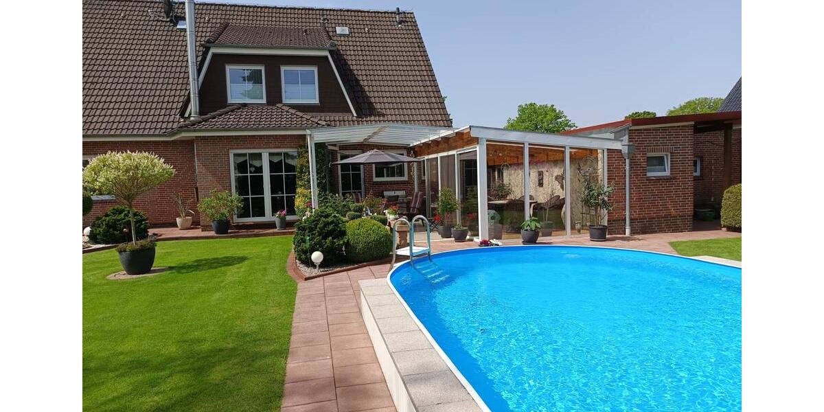 Einfamilienhaus Friedeburg - 8 Zimmer, 220 m&sup2;, 430.000&euro; | Angebot:26781570