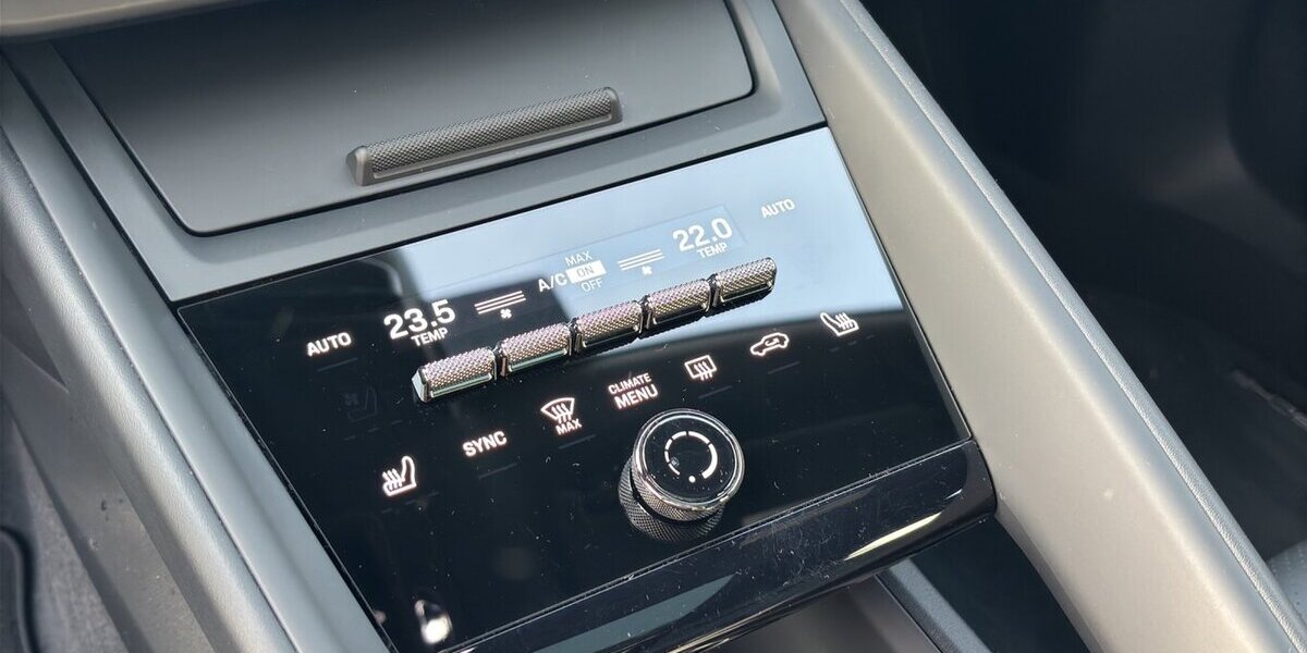 Porsche Macan 4 Bose Pano Volleder 0,25% 23.900 km 78.500 &euro; Wuppertal 42327