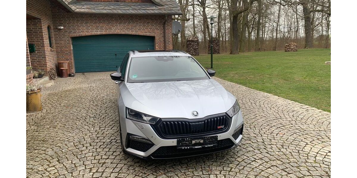 Skoda Octavia 210.000 km 17.999 &euro; Jessen 06917