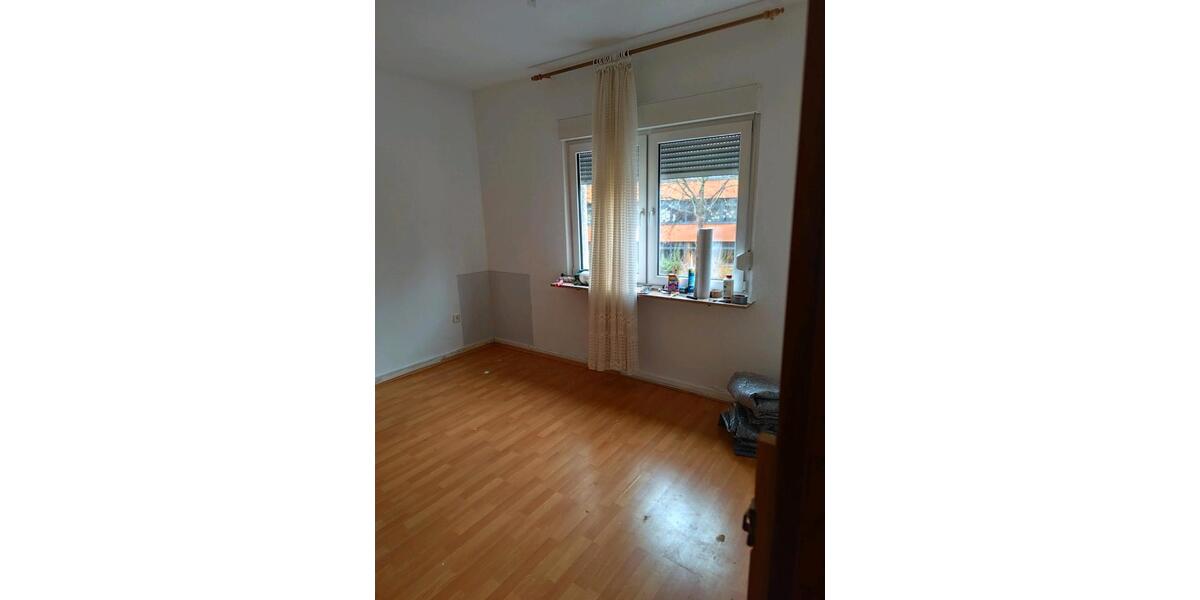 Etagenwohnung Andernach - 3 Zimmer, 90 m&sup2;, 750&euro; | Angebot:25017510