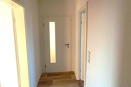 Wohnung Genthin - 3 Zimmer, 64 m&sup2;, 450&euro; | Angebot:24990783