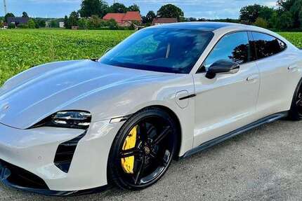 Porsche Taycan 49.000 km 85.900 &euro; Uelzen 29525