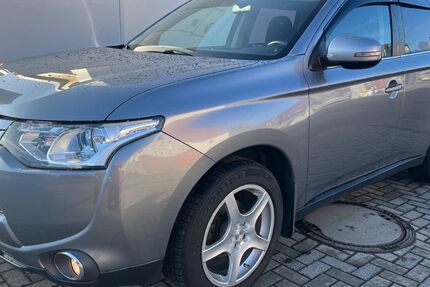 Mitsubishi Outlander 150.000 km 9.500 &euro; Rosdorf 37124