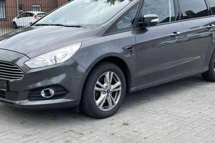 Ford S-Max 121.864 km 16.450 &euro; Essen (Oldenburg) 49632